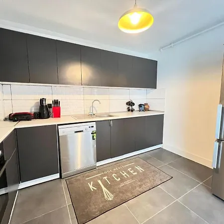 Wonder Homes - Family Apartment, Bosphorus View, 4br 2ba Ac Istanbul