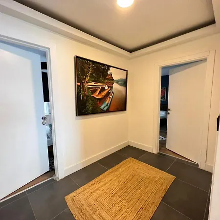 Wonder Homes - Family Apartment, Bosphorus View, 4br 2ba Ac *